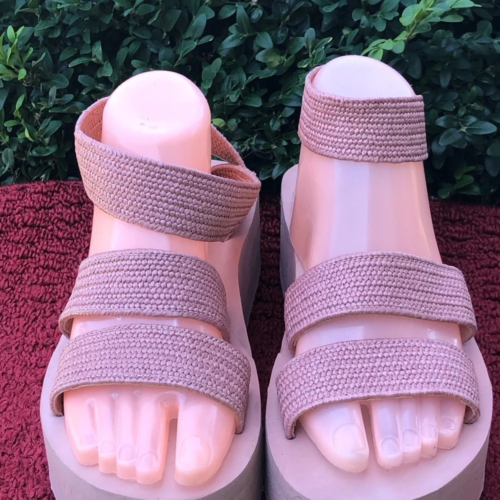 XOXO Bill Women’s Pink Neutral Woven Platform Sandals Size 8M